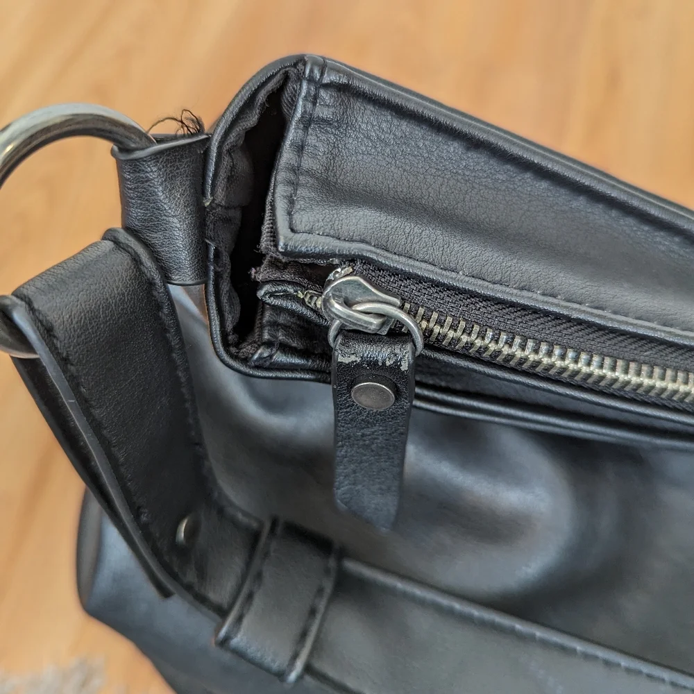 Universal Thread Black Large Shoulder Bag